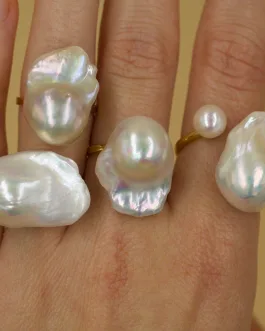 Susi – Baroque Pearl Ring