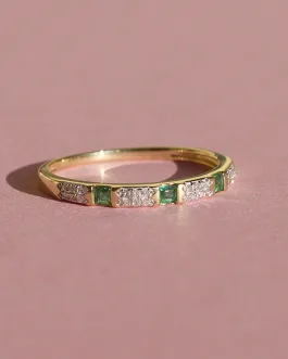 Salve – Sapphire & Emerald Diamond Ring