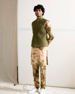 Jalen – Tie & Dye Kurta Set With Quilted Jacket